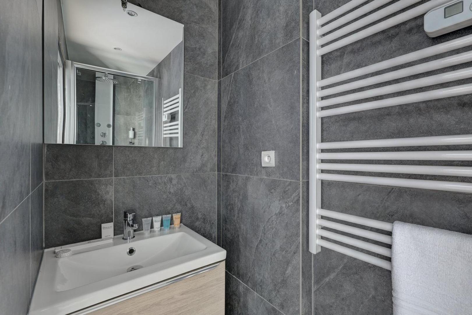 303 Suite Simha - Superbe Appartement A ปารีส ภายนอก รูปภาพ